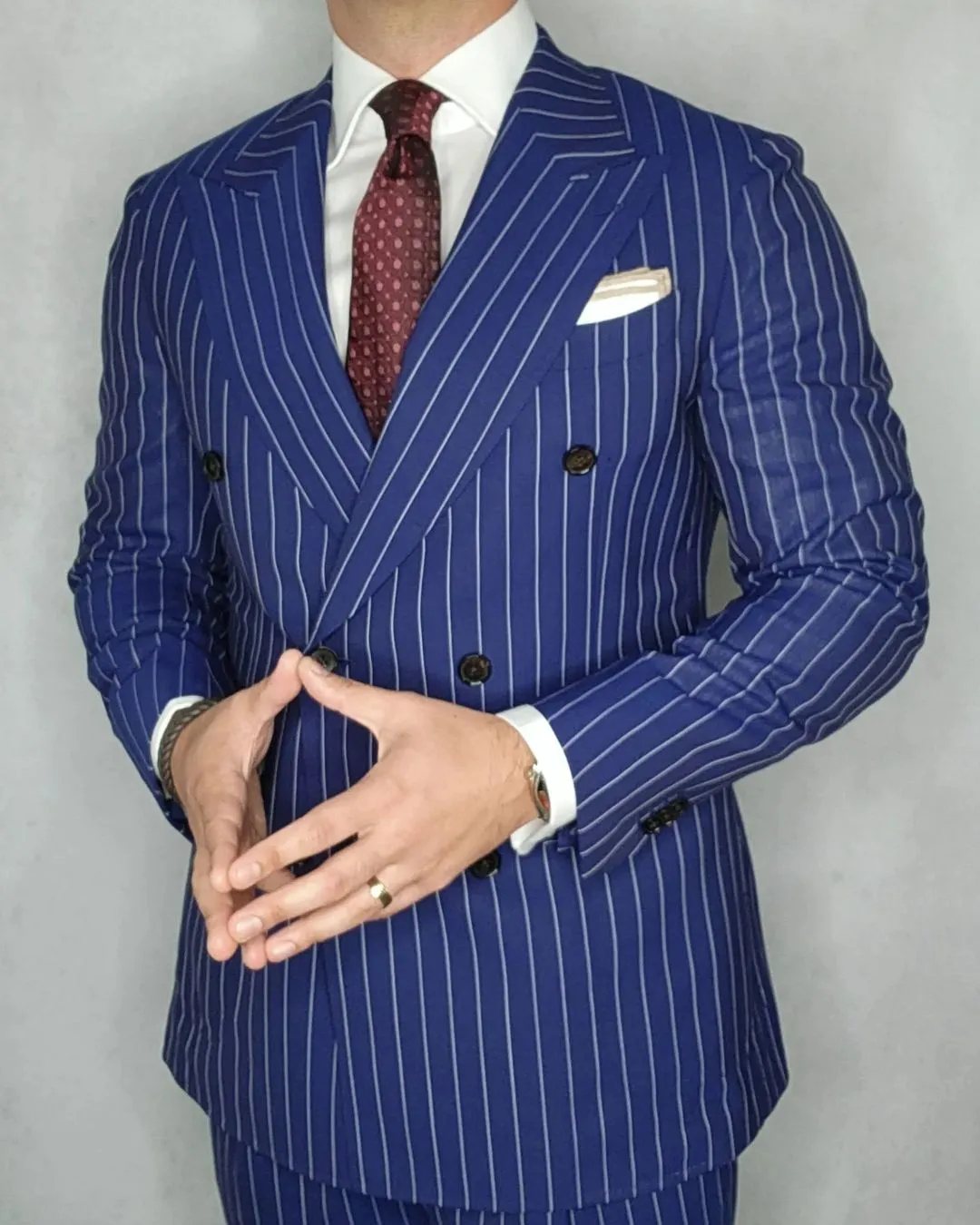Glastonbury Circles Silk Tie, Burgundy