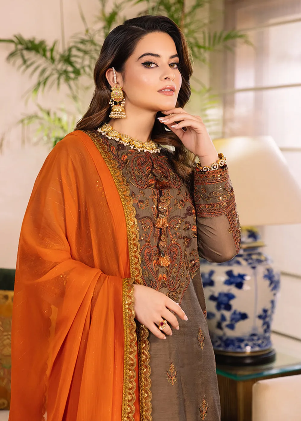 Moss Green Suit - Maahru, Noorie & Meerub '23 by Asim Jofa - AJSM-33