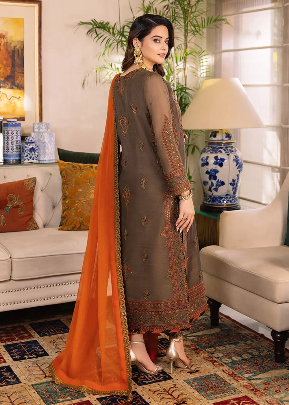 Moss Green Suit - Maahru, Noorie & Meerub '23 by Asim Jofa - AJSM-33