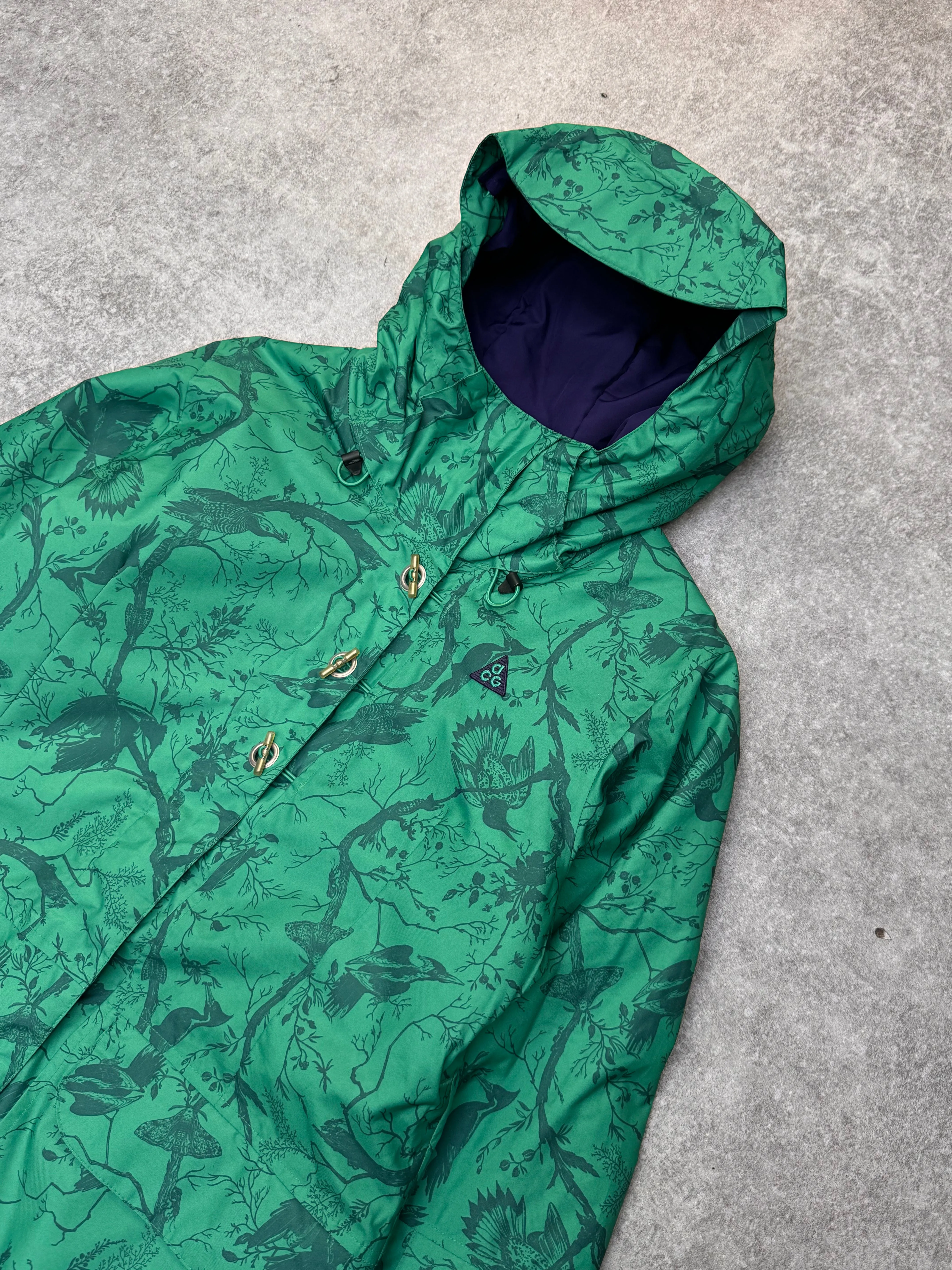 Nike ACG Two Tone Bird Graphic Hooded Ski Jacket
