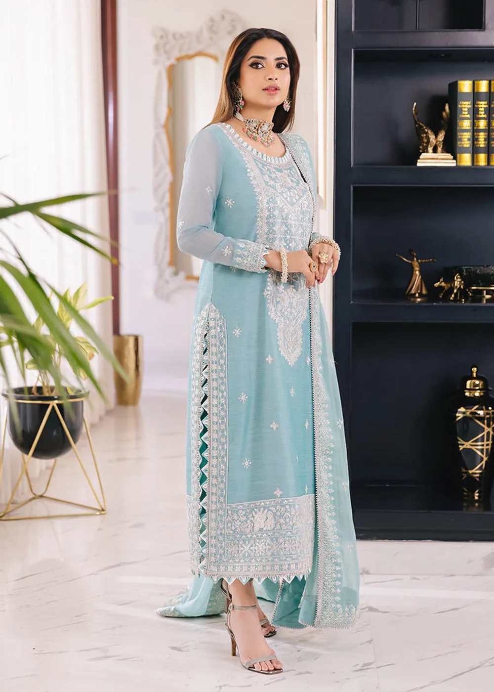 Powder Blue Suit - Maahru, Noorie & Meerub '23 by Asim Jofa - AJSM-29